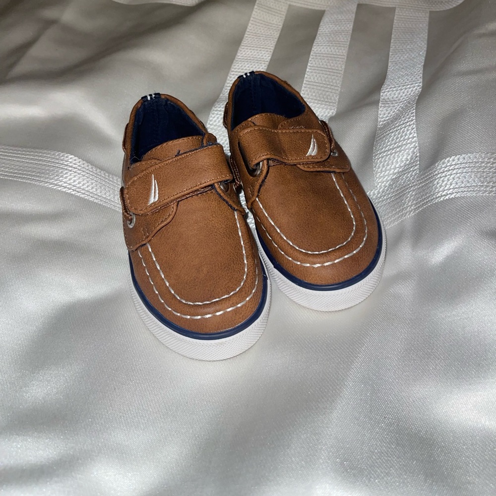 Nautica Slides